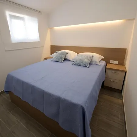Daire Maza - One Bedroom Antonio *