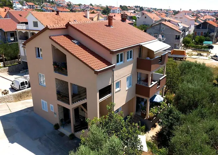 Maza - One Bedroom Antonio Задар